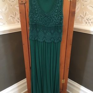 Forrest green flowing maxi dress